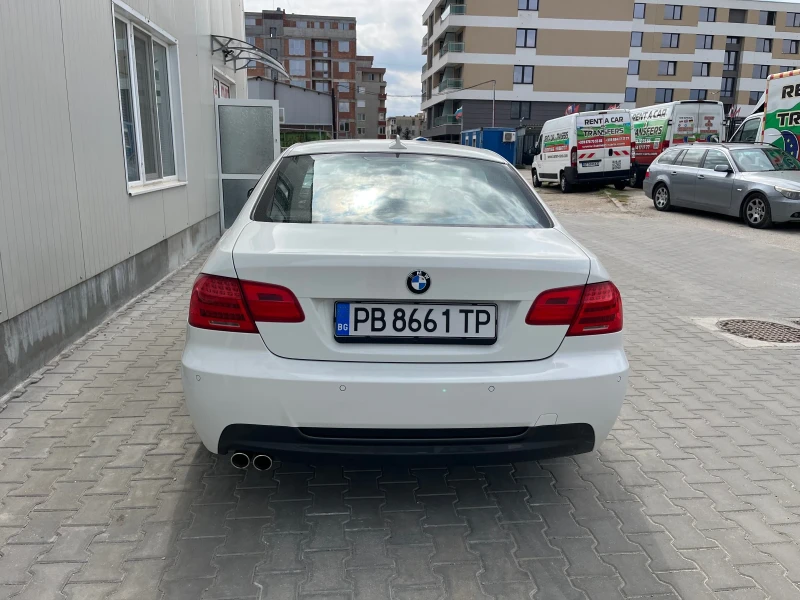 BMW 320 320d LCI, снимка 6 - Автомобили и джипове - 51690706
