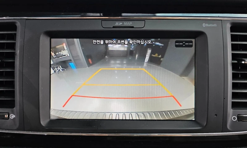 Kia Carnival 9-Seater Prestige, снимка 15 - Автомобили и джипове - 52140549