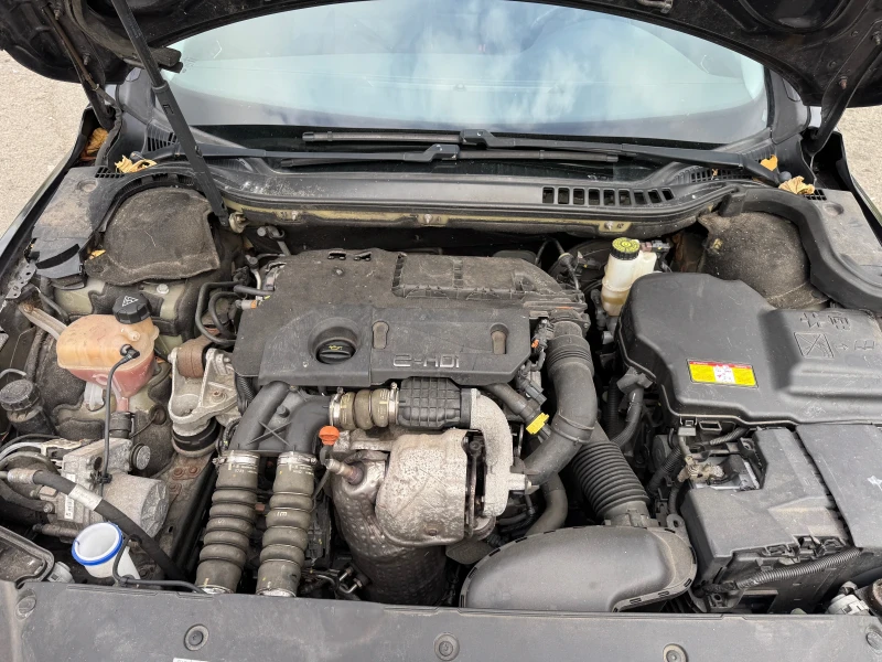 Peugeot 508 1.6 HDI PANO, снимка 12 - Автомобили и джипове - 52198564