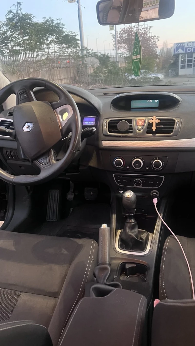 Renault Megane 1, 5 DCI, снимка 2 - Автомобили и джипове - 52354109