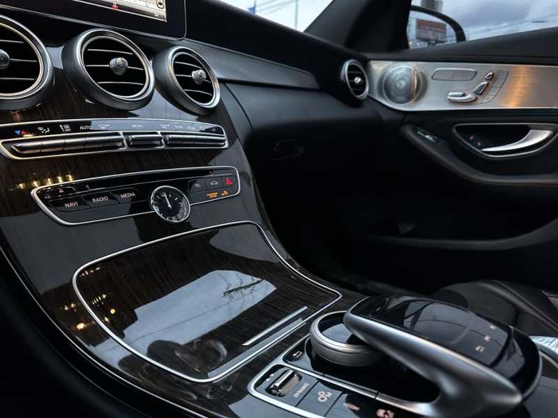 Mercedes-Benz C 43 AMG DISTONIC* BURMESTER* ALCANTARA* AMBIENT* , снимка 12 - Автомобили и джипове - 53006594