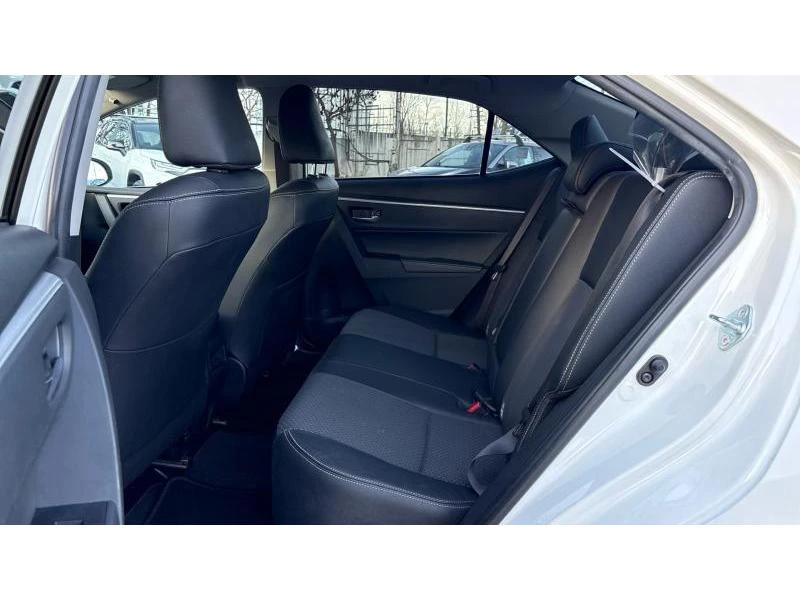 Toyota Corolla SDN 1.6P CVT EXECUTIVE, снимка 11 - Автомобили и джипове - 53777660