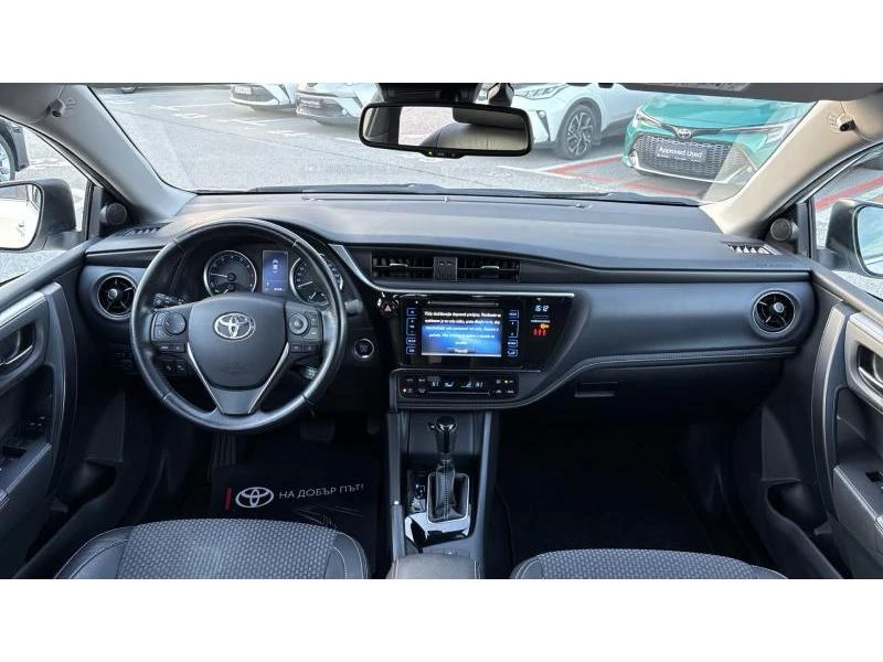 Toyota Corolla SDN 1.6P CVT EXECUTIVE, снимка 8 - Автомобили и джипове - 53777660