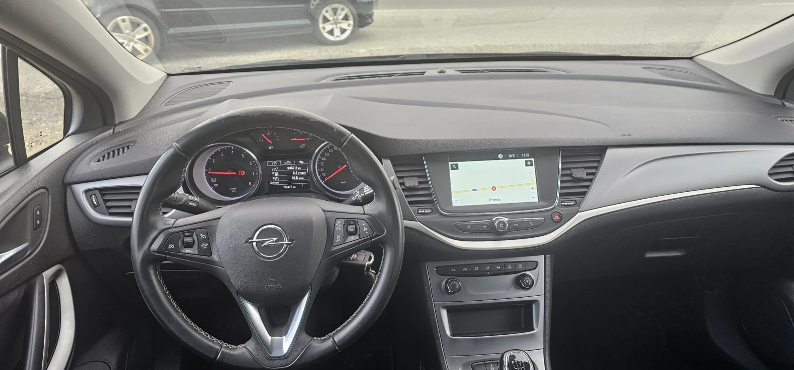 Opel Astra 1.2 i Business Edition-110 hp - изображение 6