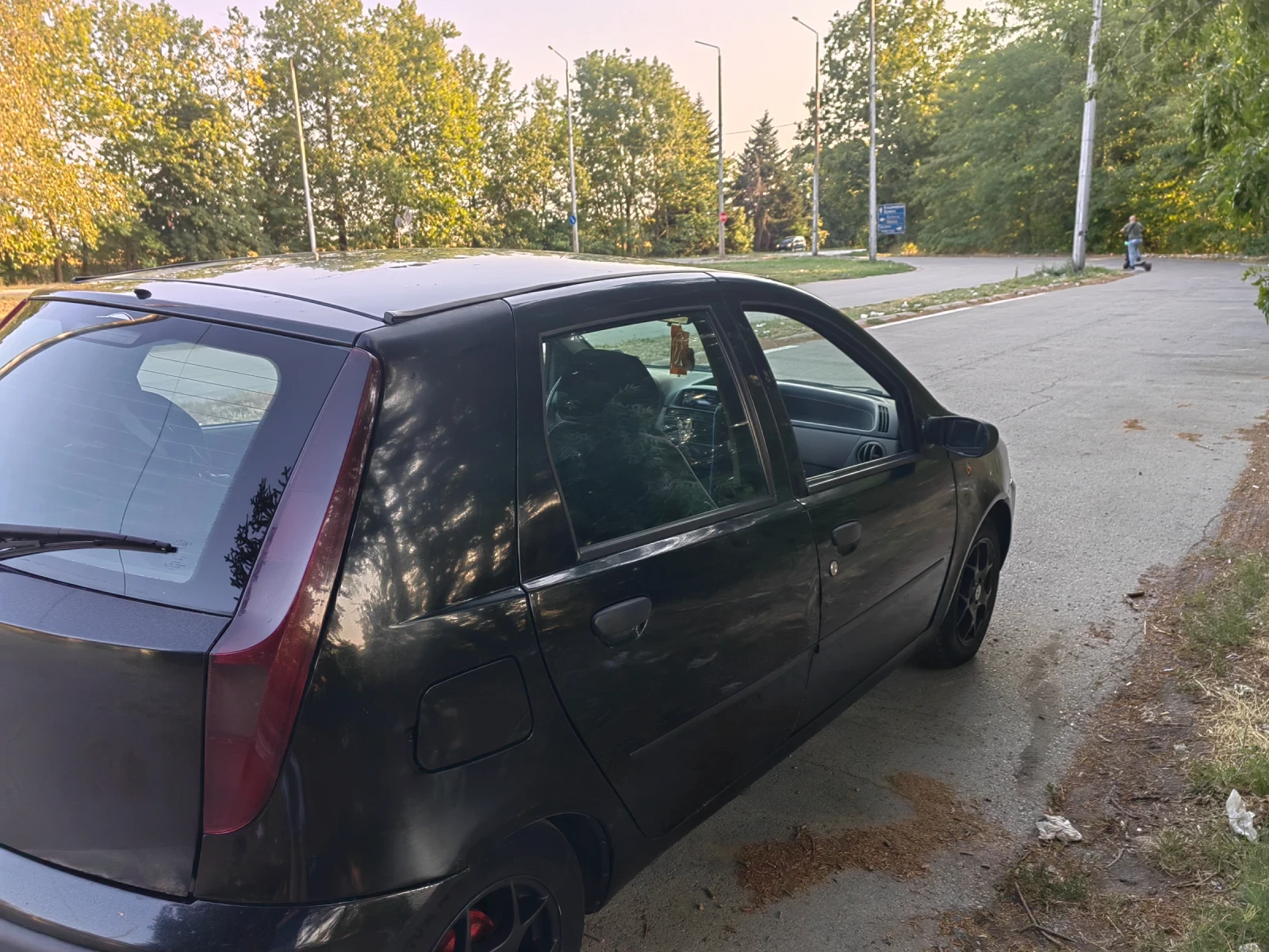 Fiat Punto 1.9 JTD 86 к.с - изображение 9