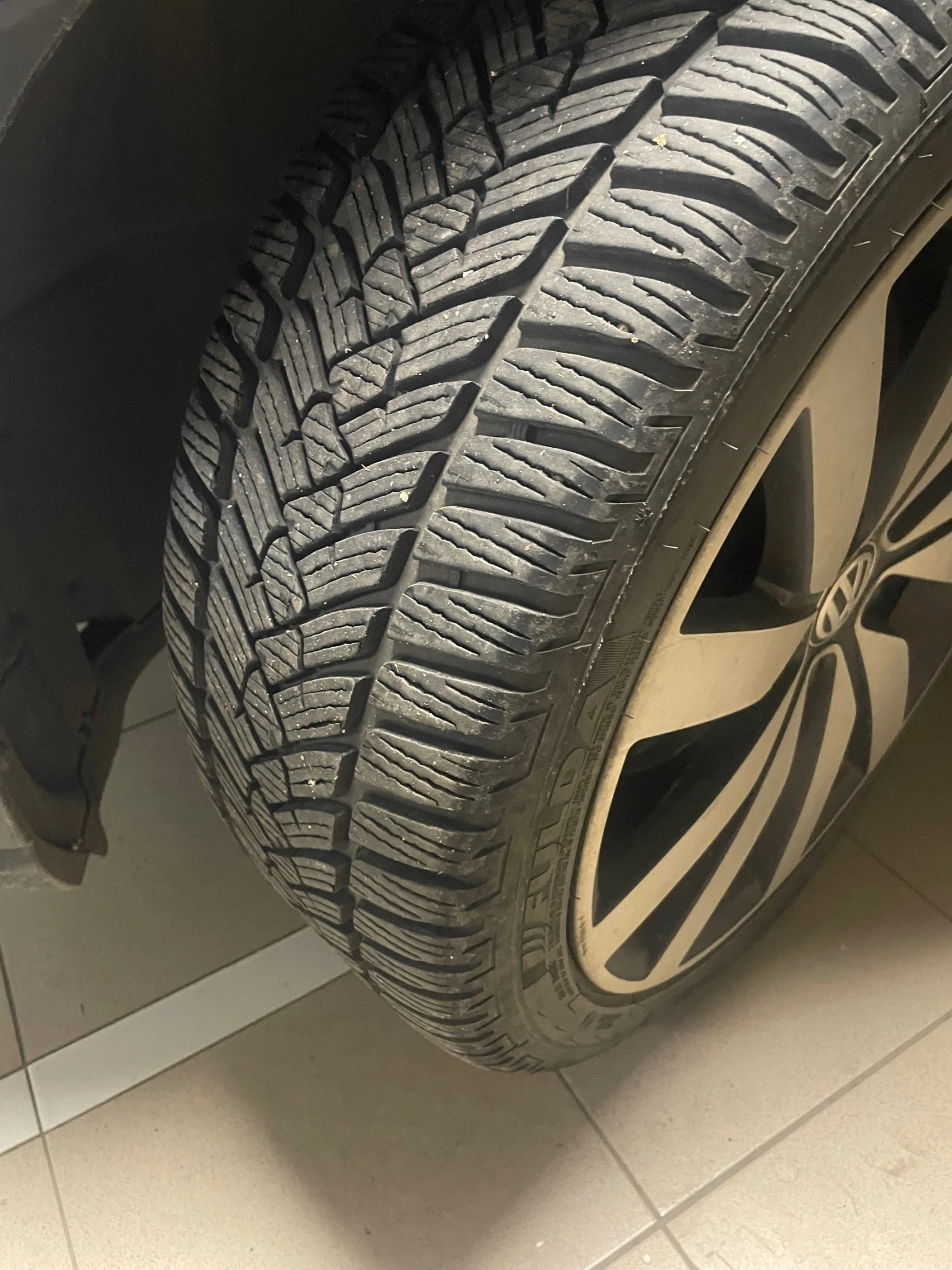 VW Golf Plug-in  Hybrid  Benzine  | Mobile.bg   14