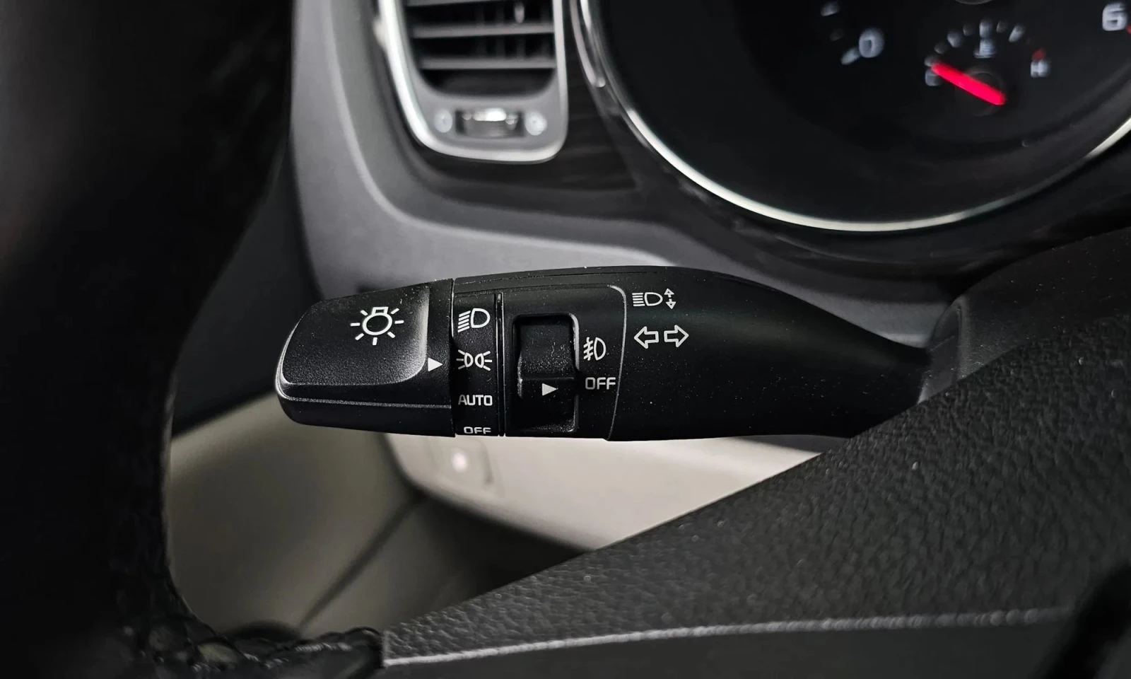 Kia Carnival 9-Seater Prestige | Mobile.bg   16