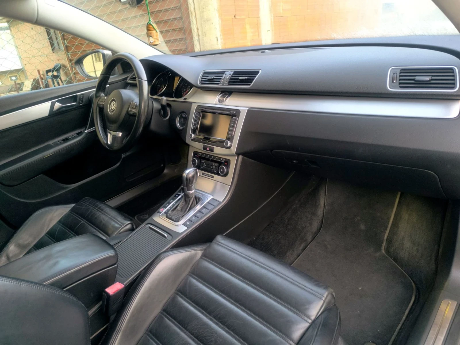 VW Passat 2.0 TDI 170 KC DSG-F1 KEYLESS PANORAMA DISTRONIC  - изображение 7