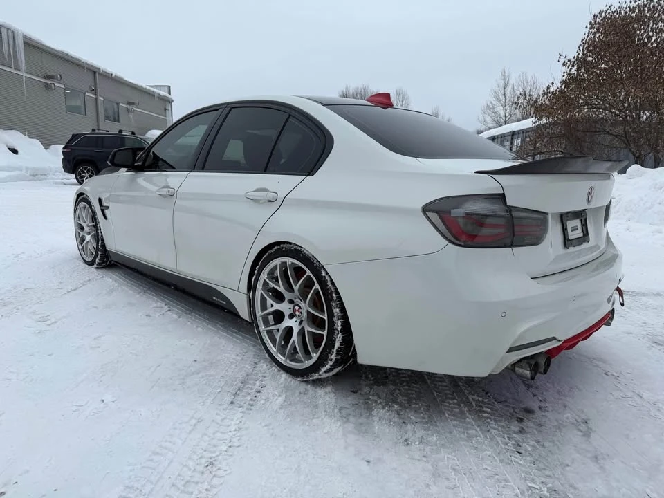 BMW 328 * xDrive* LOW KM* M-PACK*  - изображение 3
