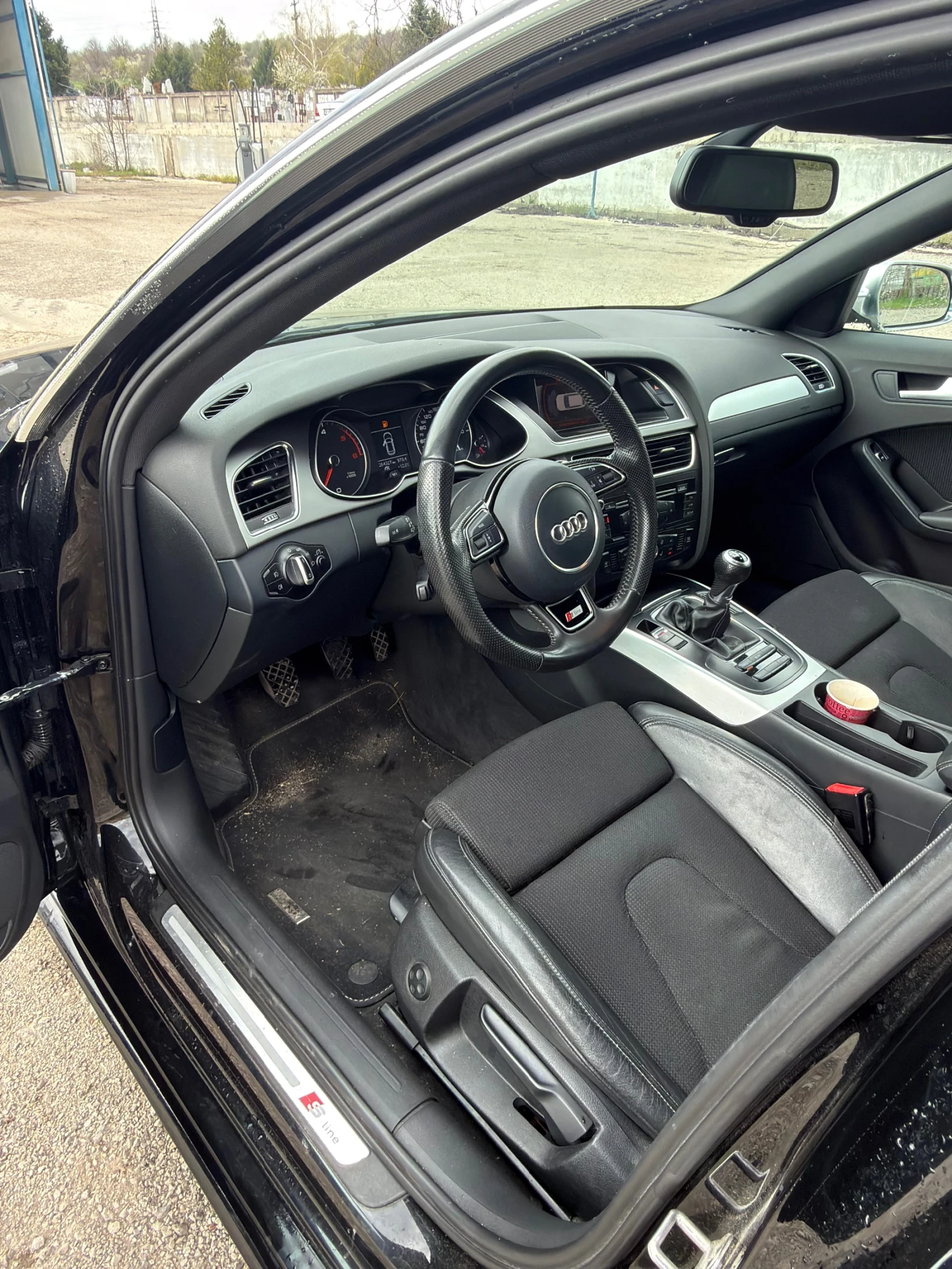 Audi A4 2.0tdi face 3XSline, снимка 15 - Автомобили и джипове - 53977772