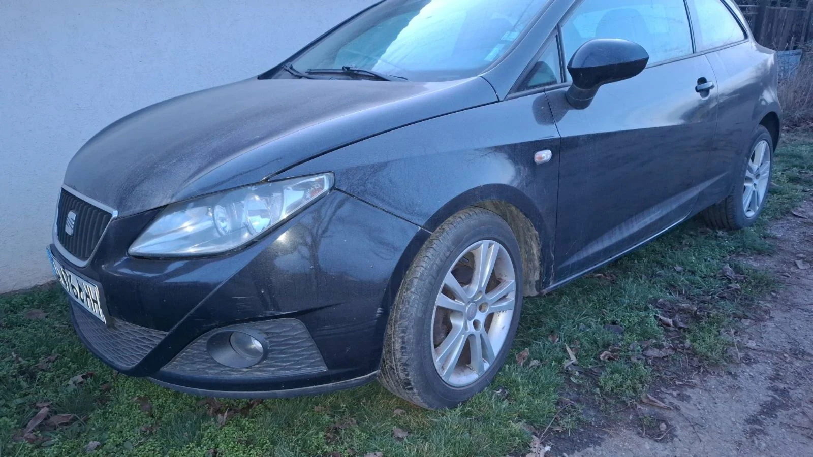 Seat Ibiza, снимка 2 - Автомобили и джипове - 54680457