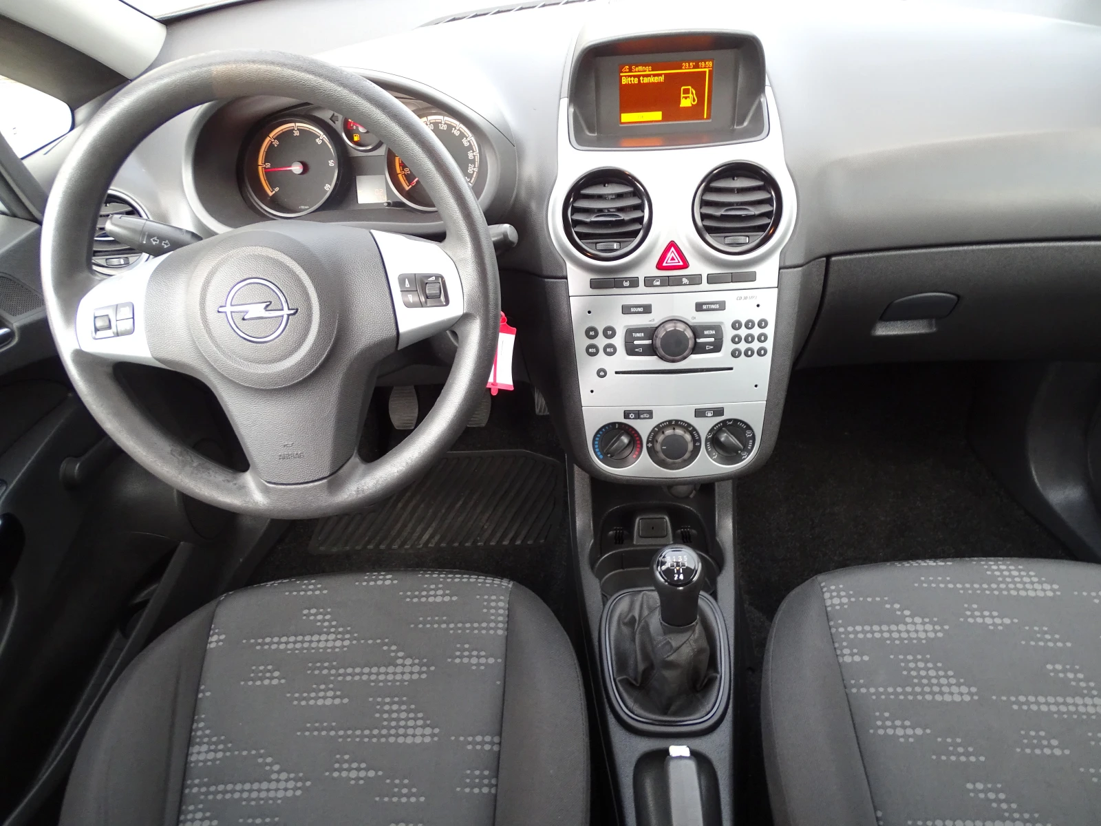 Opel Corsa 1.3CDTI_Германия_* , снимка 15 - Автомобили и джипове - 54783226