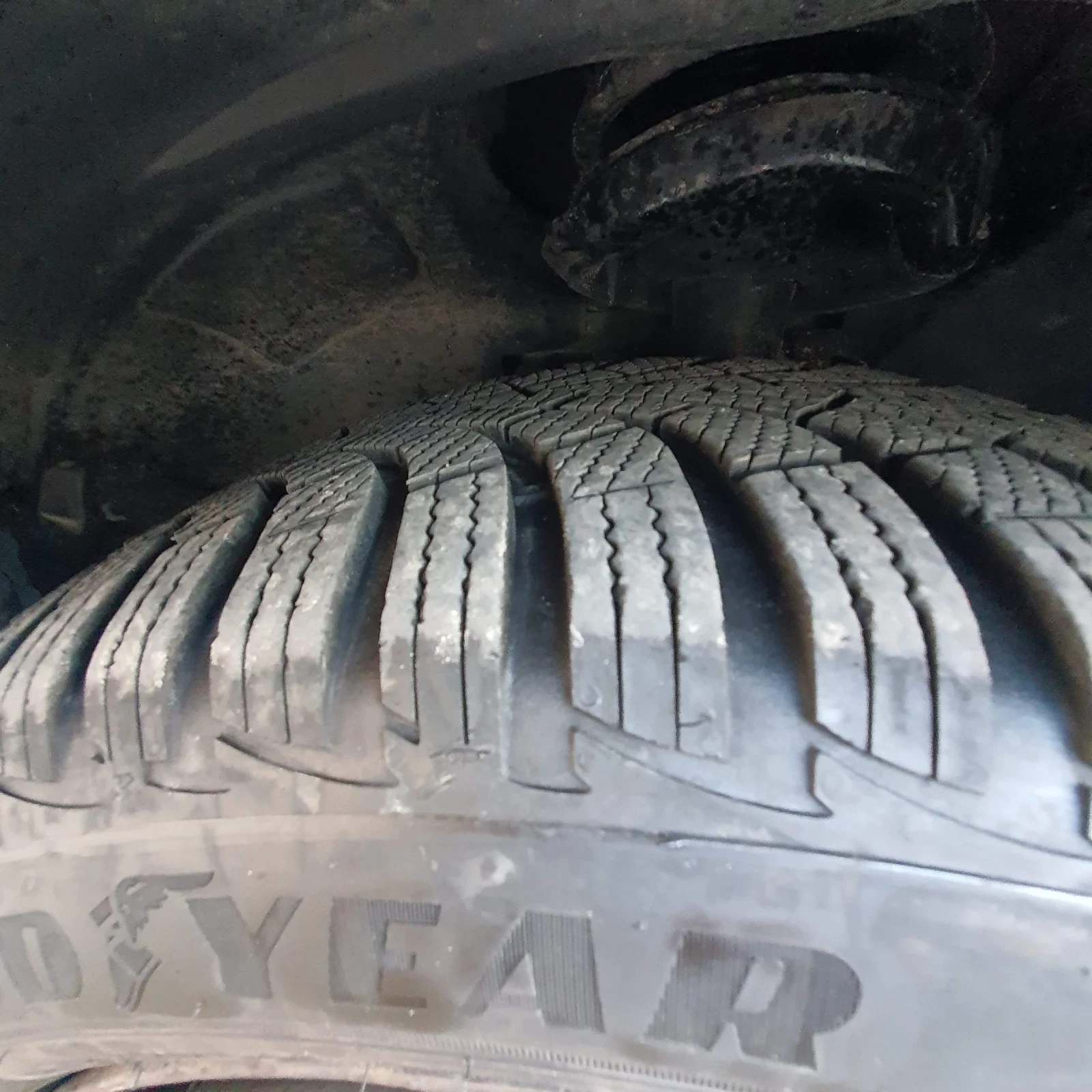 Ford Focus 1.6 TDCI Комби 2012, снимка 15 - Автомобили и джипове - 55085883