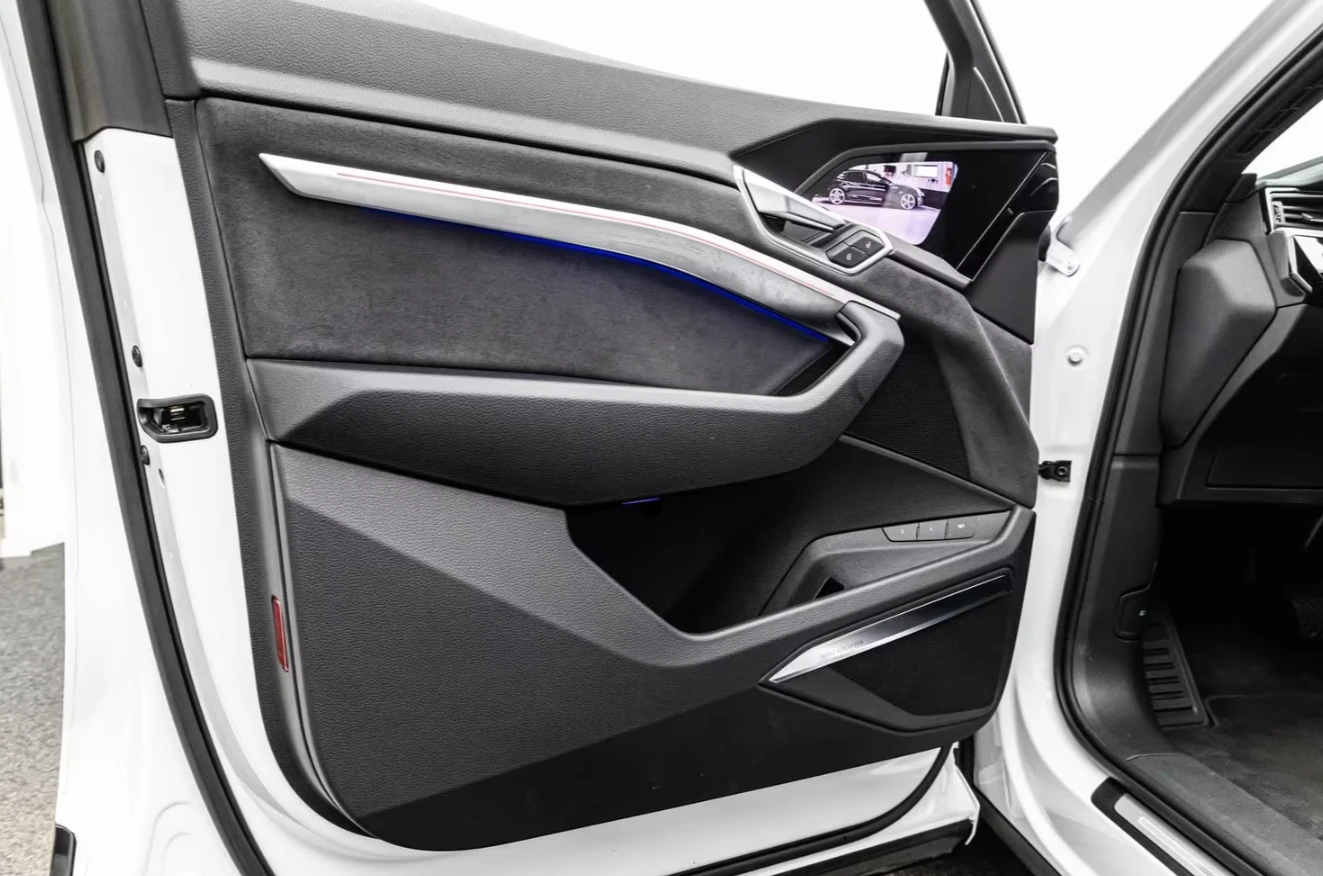 Audi E-Tron 50* S-LINE* PANO* B&O* HUD* MATRIX* 360* , снимка 6 - Автомобили и джипове - 55294606