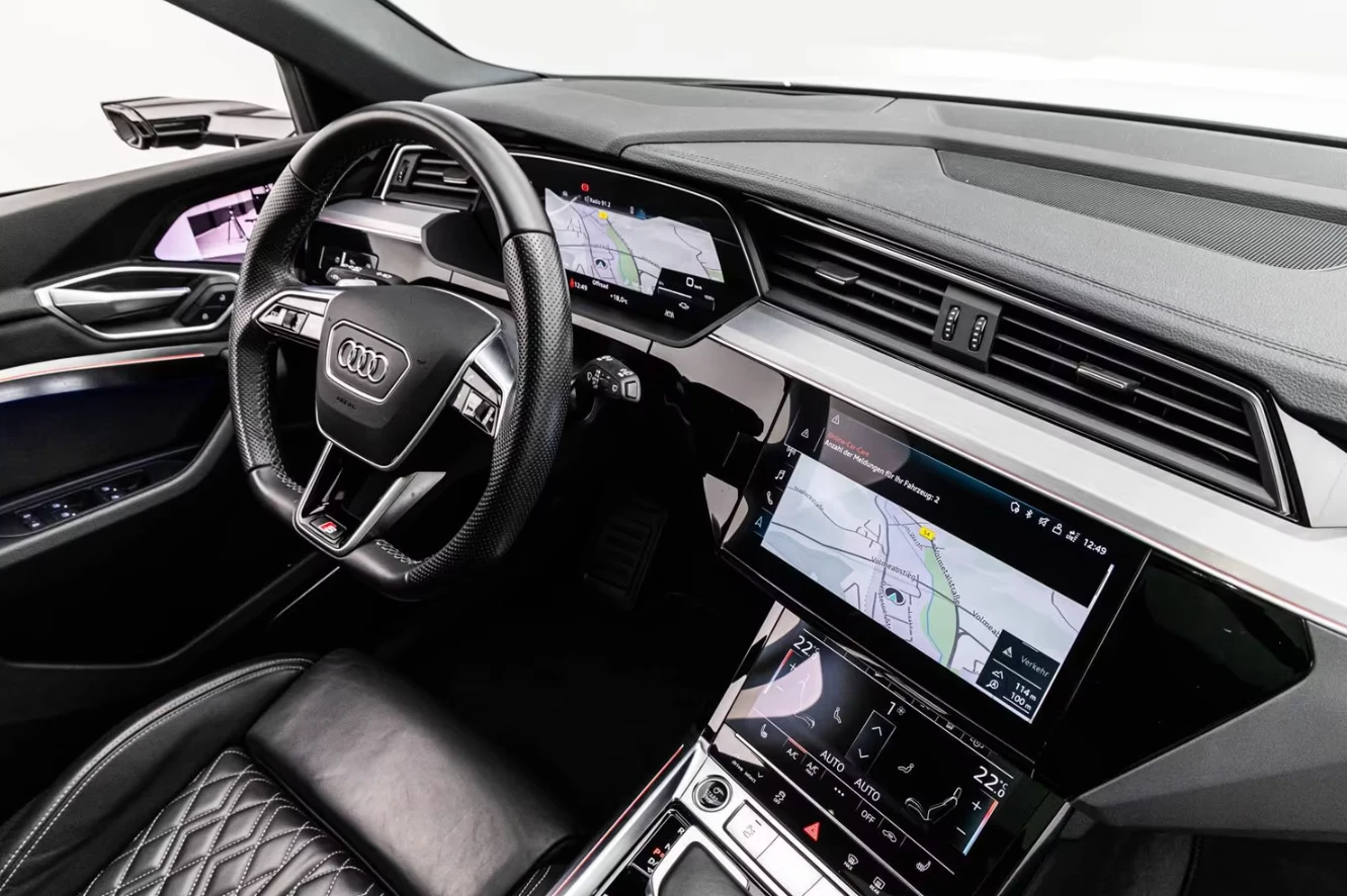 Audi E-Tron 50* S-LINE* PANO* B&O* HUD* MATRIX* 360* , снимка 17 - Автомобили и джипове - 55294606