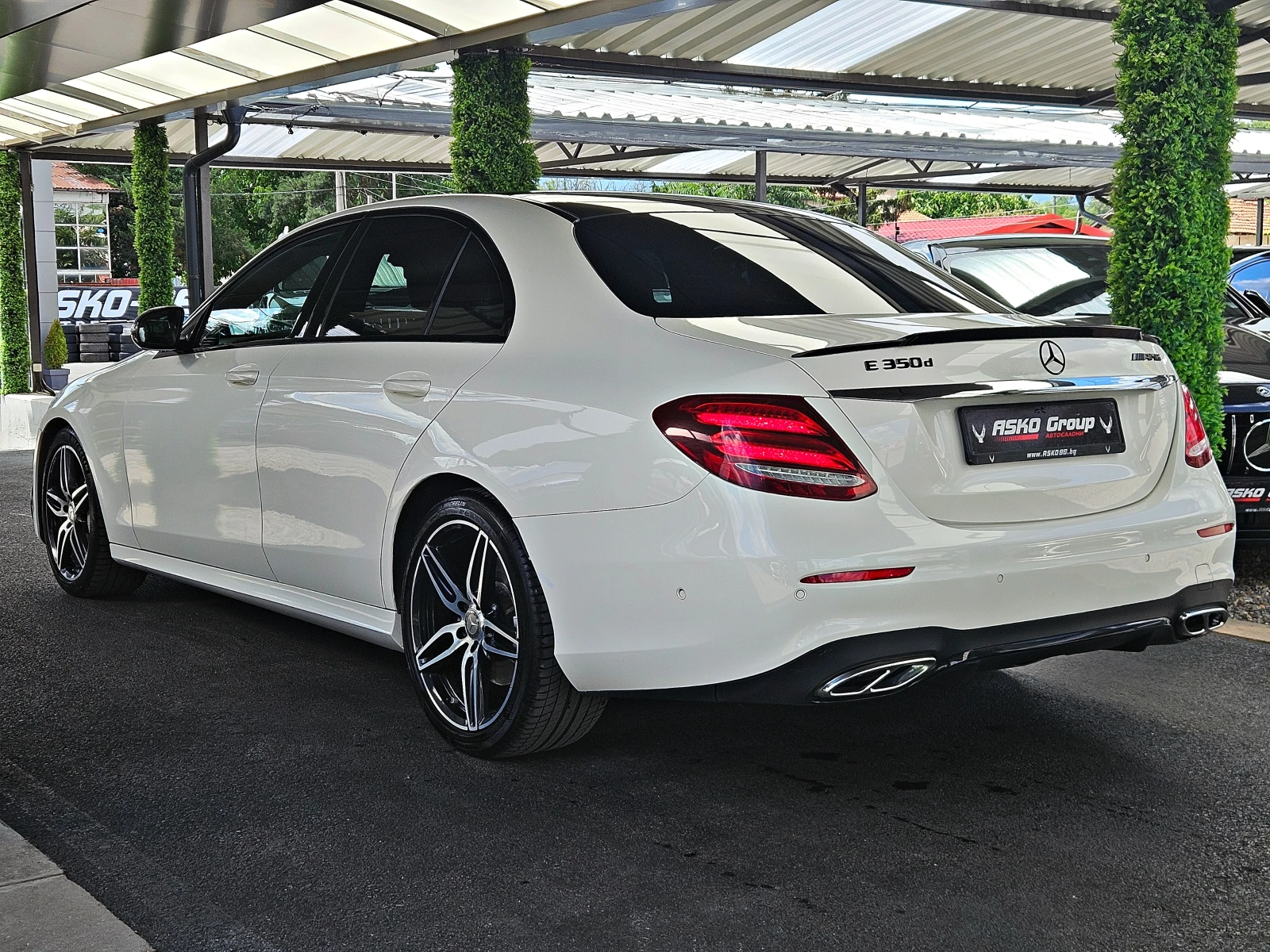 Mercedes-Benz E 350 AMG/4D BURMESTER/PANO/VIRTUAL/360CAM/ПОДГР/AMBI/LI, снимка 7 - Автомобили и джипове - 55393901