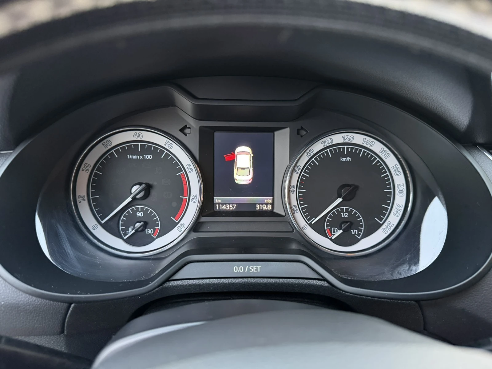 Skoda Octavia Style, снимка 8 - Автомобили и джипове - 56135776