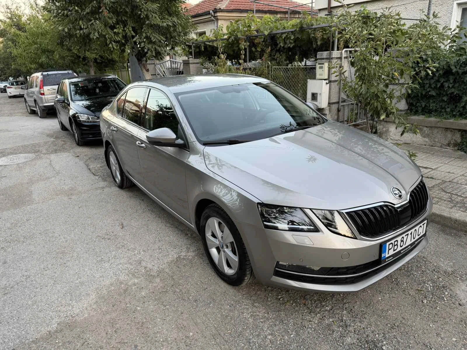 Skoda Octavia Style, снимка 5 - Автомобили и джипове - 56135776