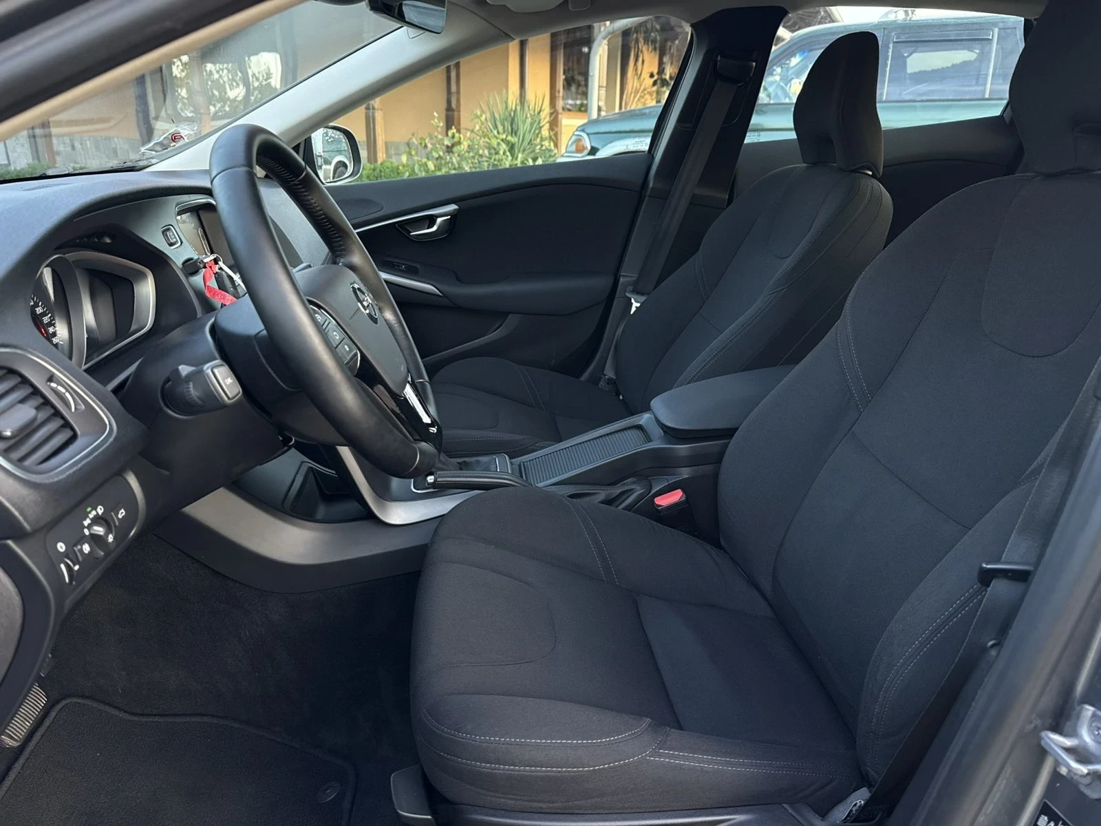 Volvo V40 D3/Facelift/ HARMAN-KARDON  | Mobile.bg � ����������� 9