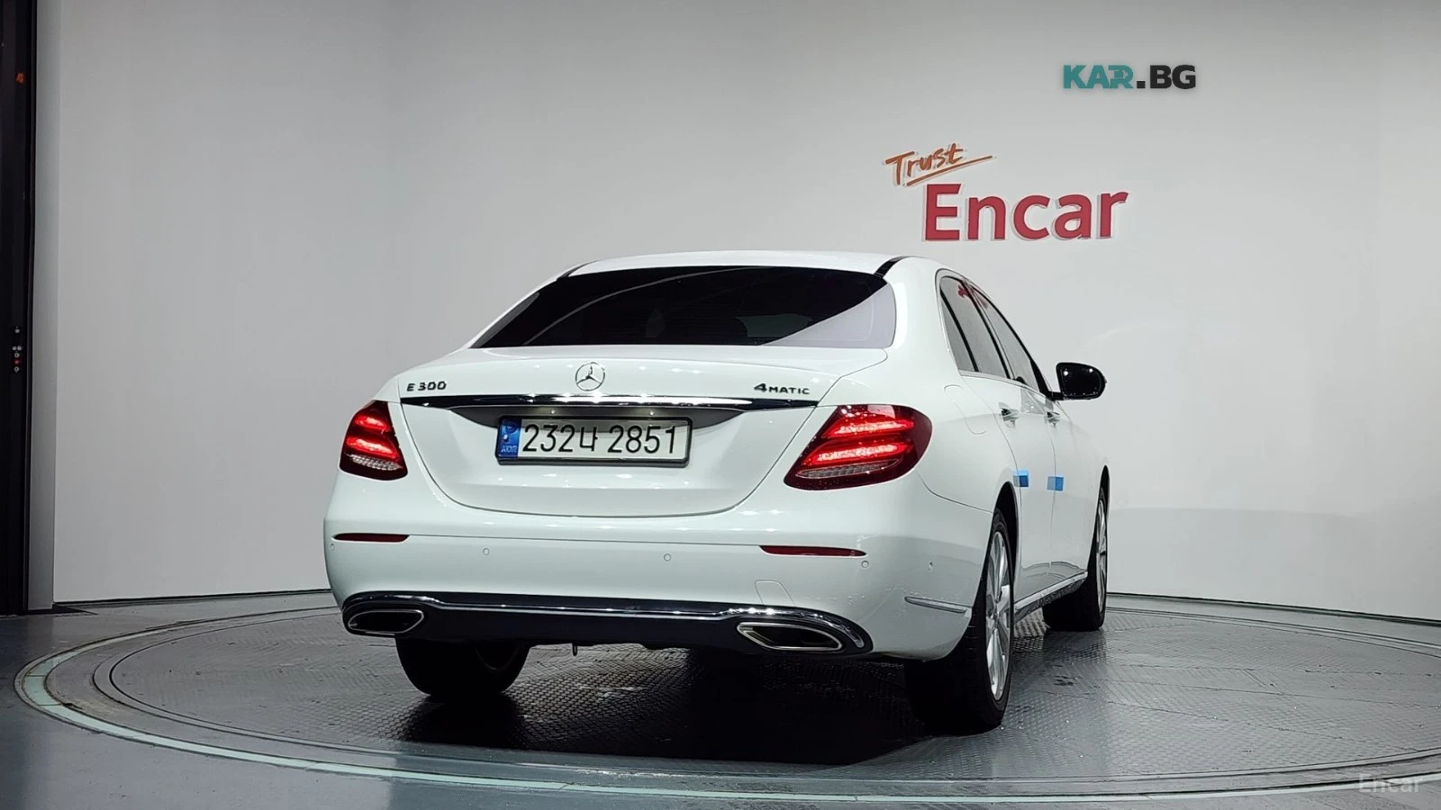 Mercedes-Benz E 300 4MATIC* EXCLUSIVE* 360CAMERA* ШИБИДАХ* , снимка 4 - Автомобили и джипове - 56681237
