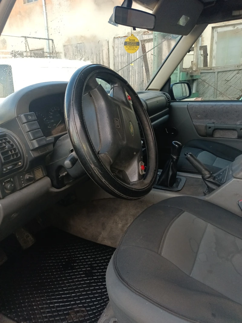 Land Rover Discovery TD5, снимка 9 - Автомобили и джипове - 48934093