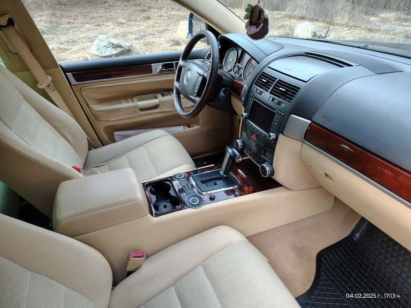 VW Touareg, снимка 10 - Автомобили и джипове - 48970006