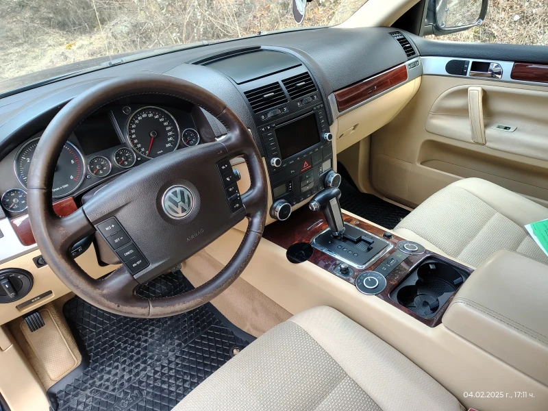 VW Touareg, снимка 8 - Автомобили и джипове - 48970006