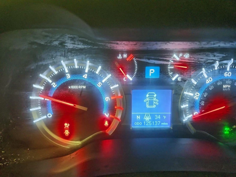 Toyota 4runner SR5 PREMIUM AWD/АВТОФИНАНСИРАНЕ ОТ 600 лв , снимка 8 - Автомобили и джипове - 53190560