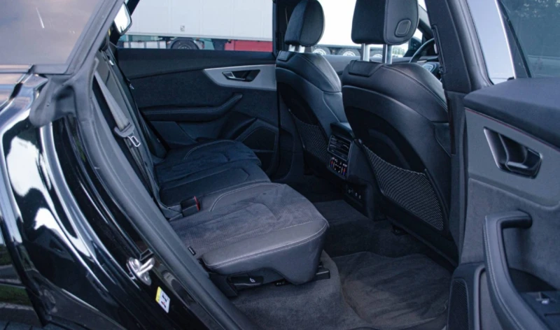 Audi Q8 50TDI Quattro S-line, снимка 8 - Автомобили и джипове - 53244009