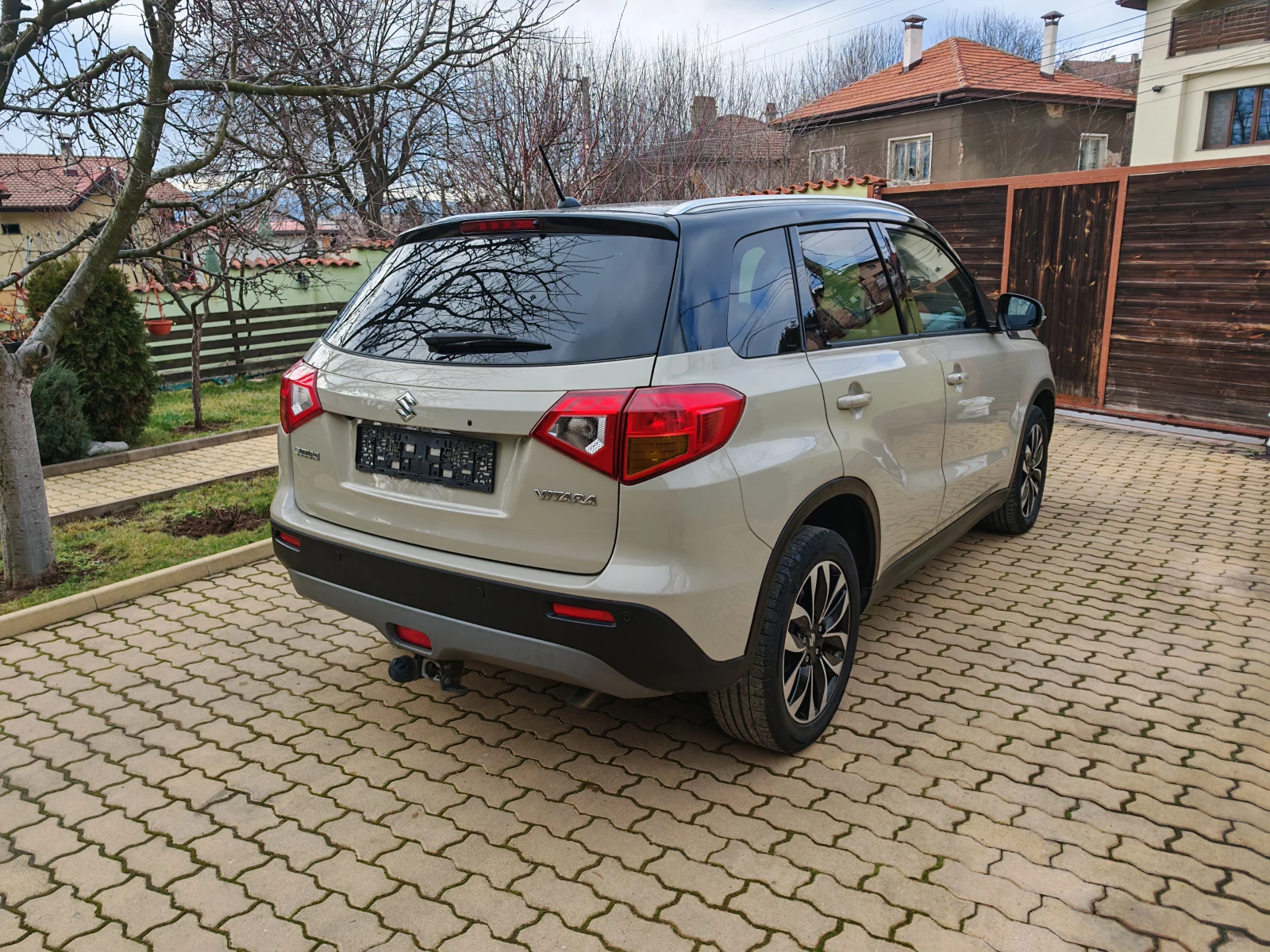 Suzuki Vitara 1.6D-Navi, Кожа, Дистроник, Подгрев, Камера - изображение 4