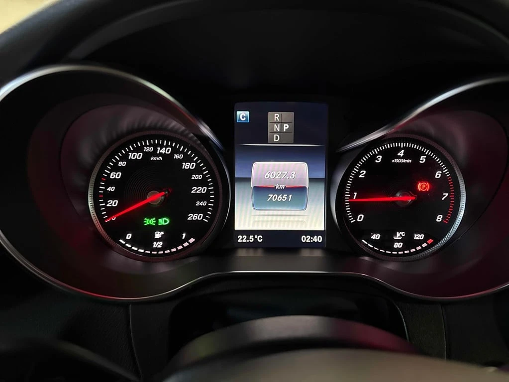 Mercedes-Benz GLC 300 2019 * CARFAX * БЕЗ ПЪРВОНАЧАЛНА ВНОСКА - изображение 8