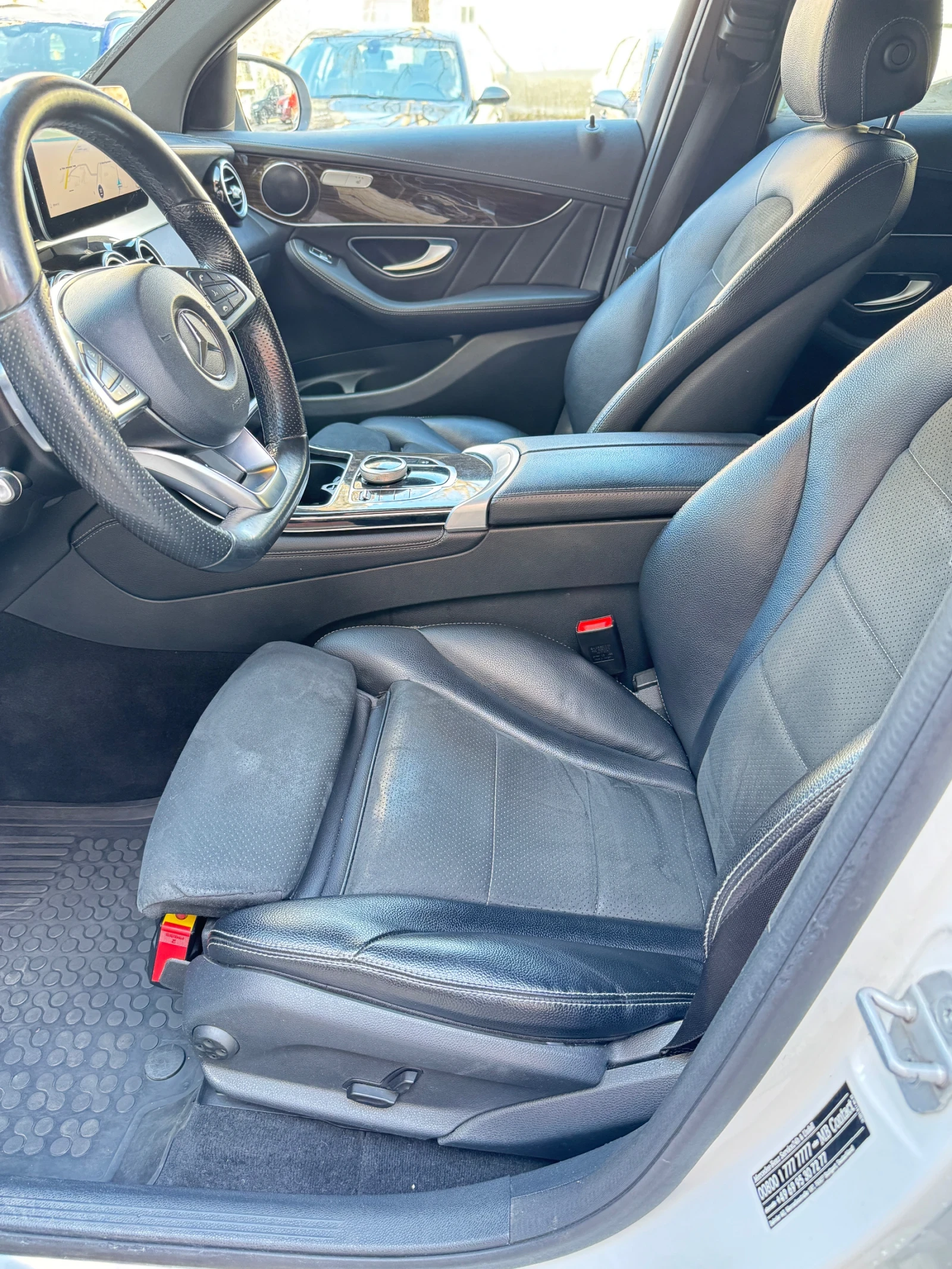 Mercedes-Benz GLC 220D, снимка 6 - Автомобили и джипове - 53774783