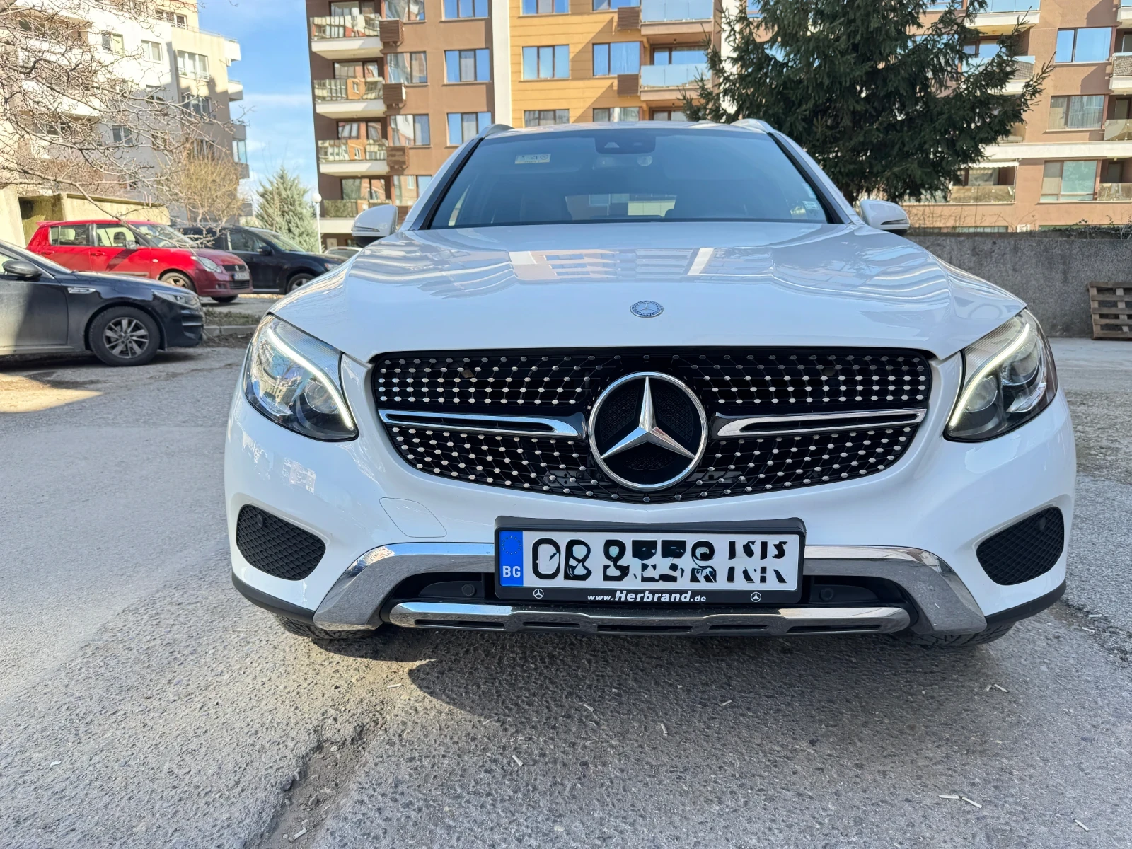 Mercedes-Benz GLC 220D, снимка 5 - Автомобили и джипове - 53774783