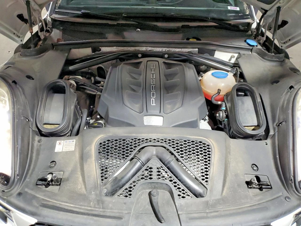 Porsche Macan S| AWD| КАМЕРА| BLIND SPOT, снимка 12 - Автомобили и джипове - 53974433