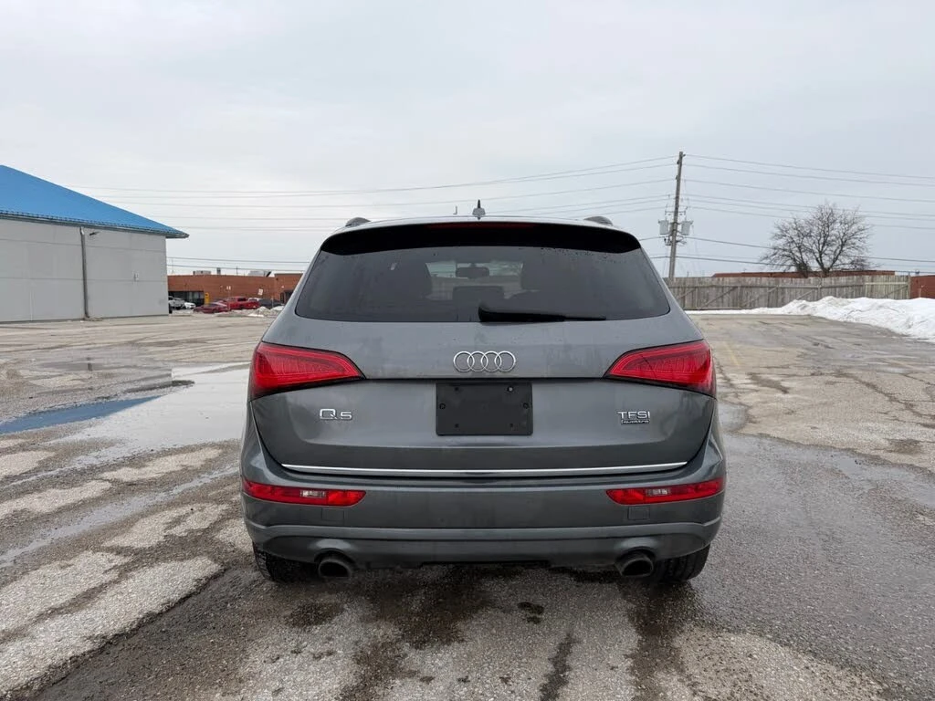 Audi Q5 Quattro* Komfort* АвтоКредит* (ЦЕНА ДО БГ), снимка 4 - Автомобили и джипове - 54039328