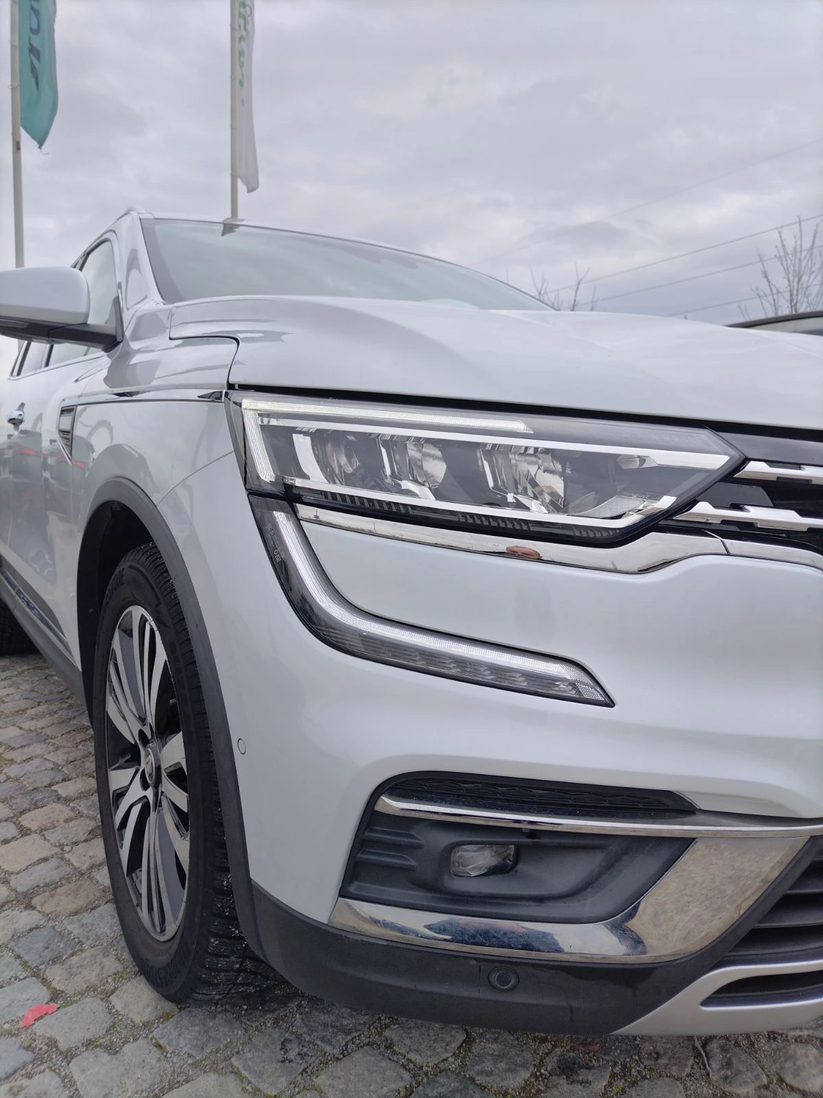 Renault Koleos Blue 2.0.dCi 185 к.с. X-Tronic 4x4, снимка 15 - Автомобили и джипове - 54049381