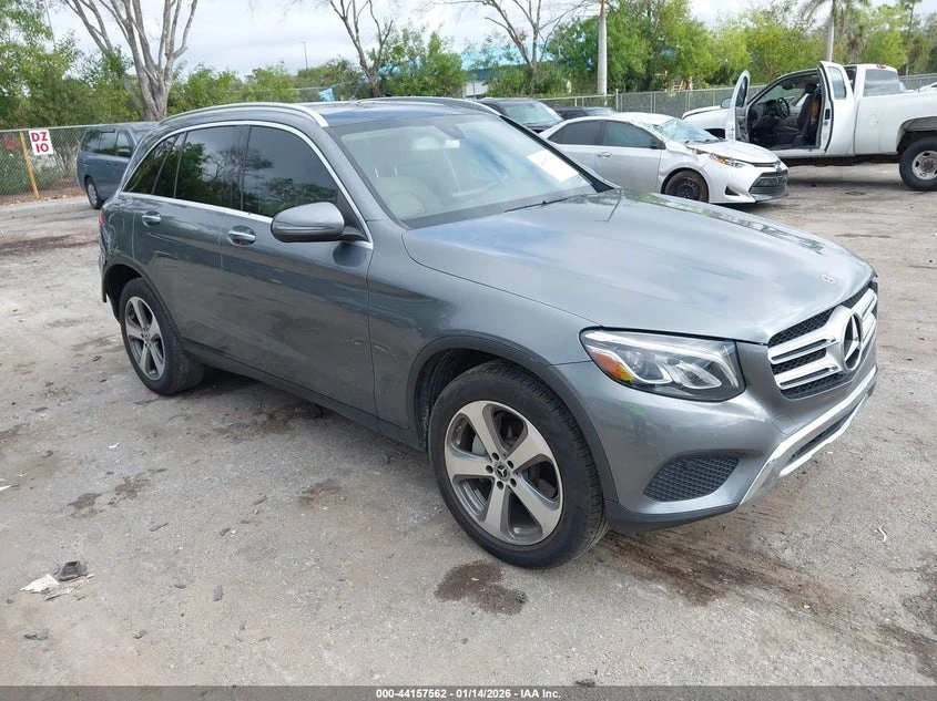 Mercedes-Benz GLC 300 2.0L I-4 DI, DOHC, VVT, TURBO, 241HP 4X2 Drive | Mobile.bg � ����������� 1