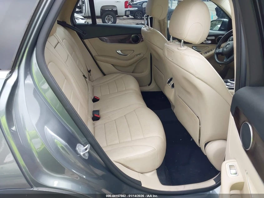 Mercedes-Benz GLC 300 2.0L I-4 DI, DOHC, VVT, TURBO, 241HP 4X2 Drive | Mobile.bg � ����������� 8