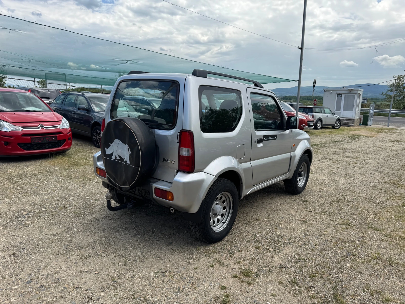 Suzuki Jimny 1.3 104300km. 100%, снимка 4 - Автомобили и джипове - 54574598