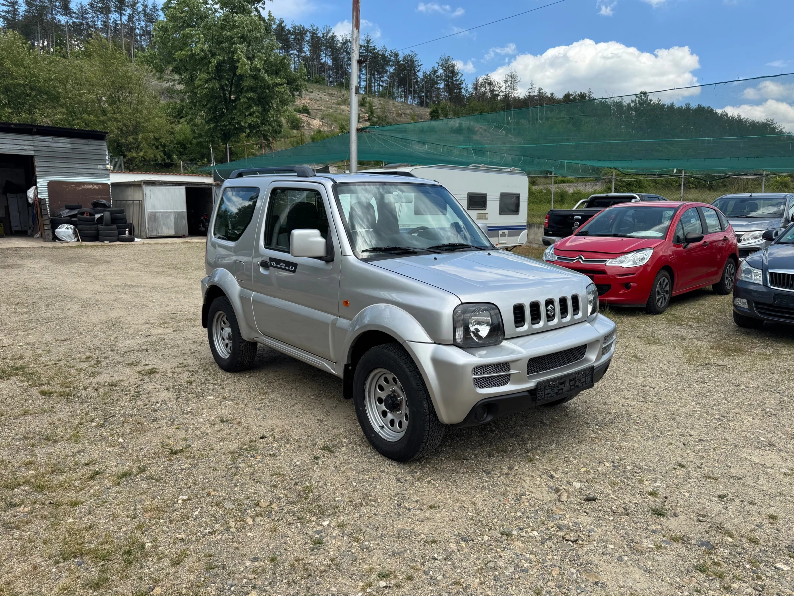 Suzuki Jimny 1.3 104300km. 100%, снимка 2 - Автомобили и джипове - 54574598