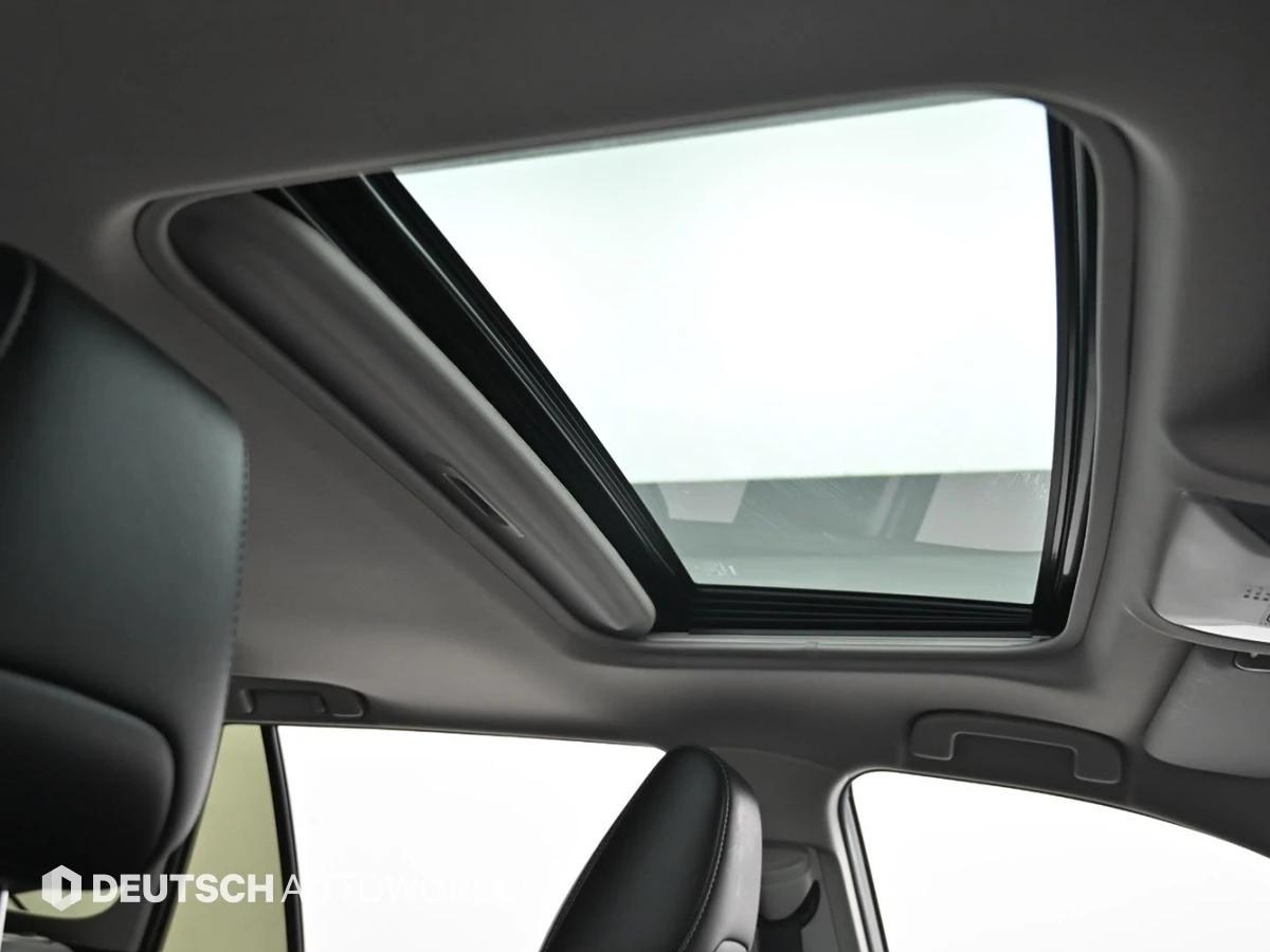 Toyota Rav4 5th Generation 2.5 Hybrid 2WD| DISTRONIC| MEMORY, снимка 17 - Автомобили и джипове - 54682451