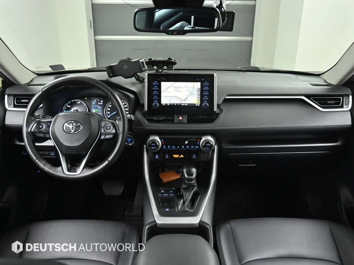 Toyota Rav4 5th Generation 2.5 Hybrid 2WD| DISTRONIC| MEMORY, снимка 8 - Автомобили и джипове - 54682451