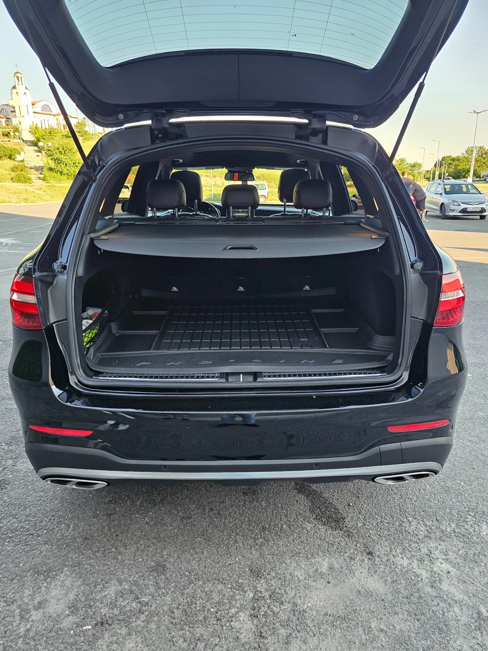 Mercedes-Benz GLC 43 AMG 360 CAMERA/AIRMAT/9G TRONIC/ПОДГРЕВ/AMBIENT, снимка 17 - Автомобили и джипове - 54878387