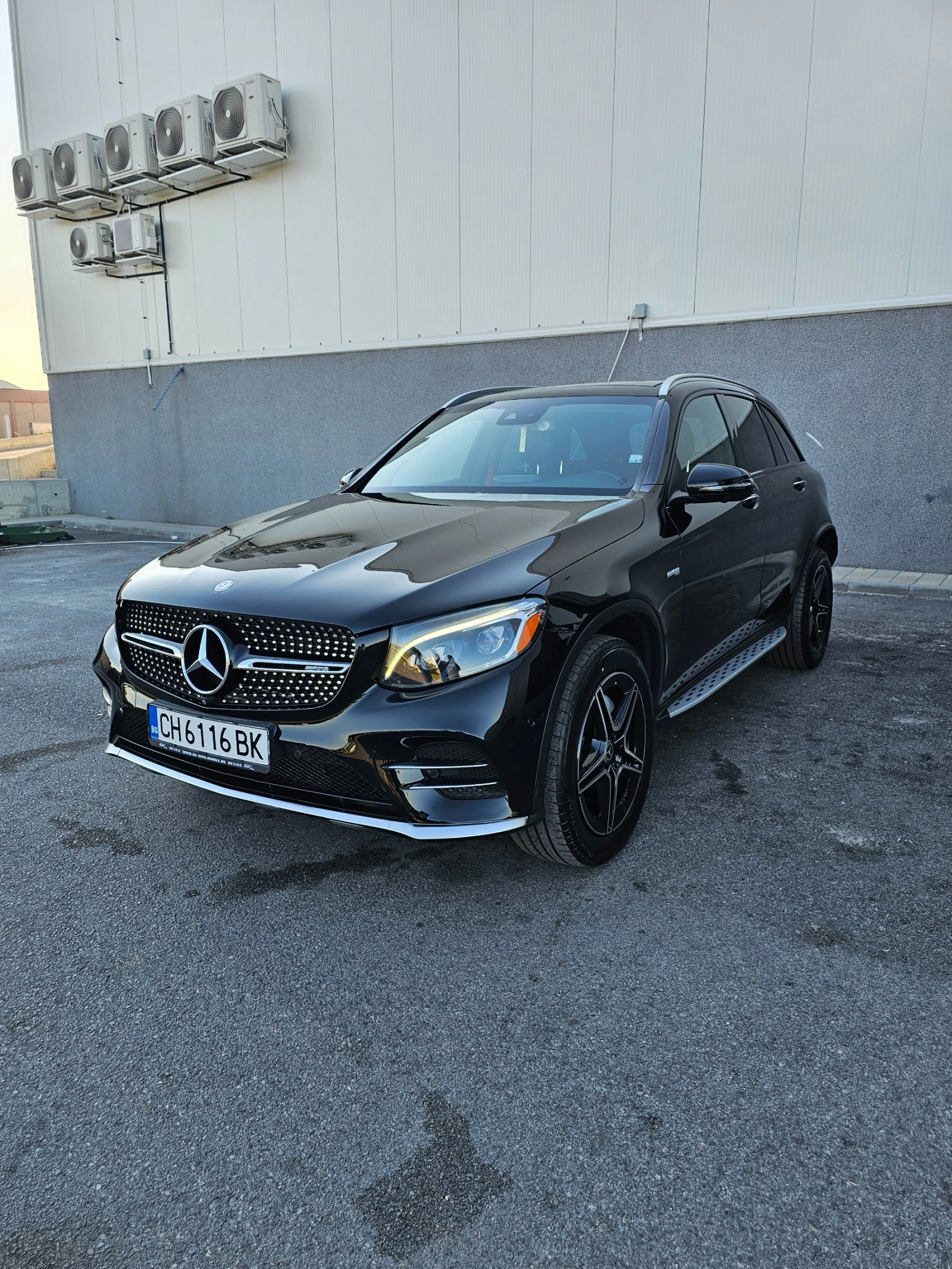 Mercedes-Benz GLC 43 AMG 360 CAMERA/AIRMAT/9G TRONIC/ПОДГРЕВ/AMBIENT, снимка 2 - Автомобили и джипове - 54878387