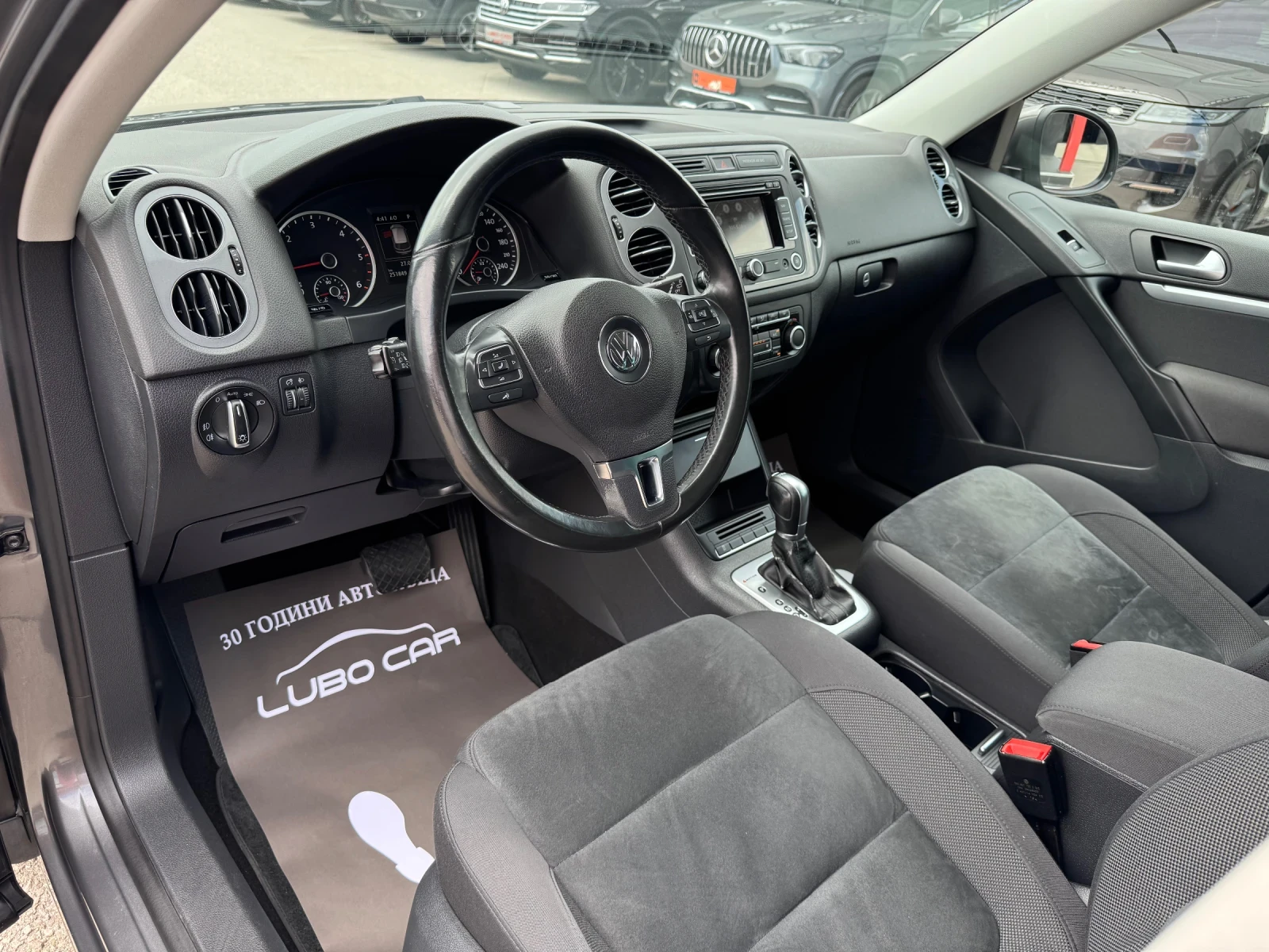 VW Tiguan 2.0TDI* 4 MOTION* FACELIFT* AUTOMATIC* NAVI* TOP | Mobile.bg � ����������� 10