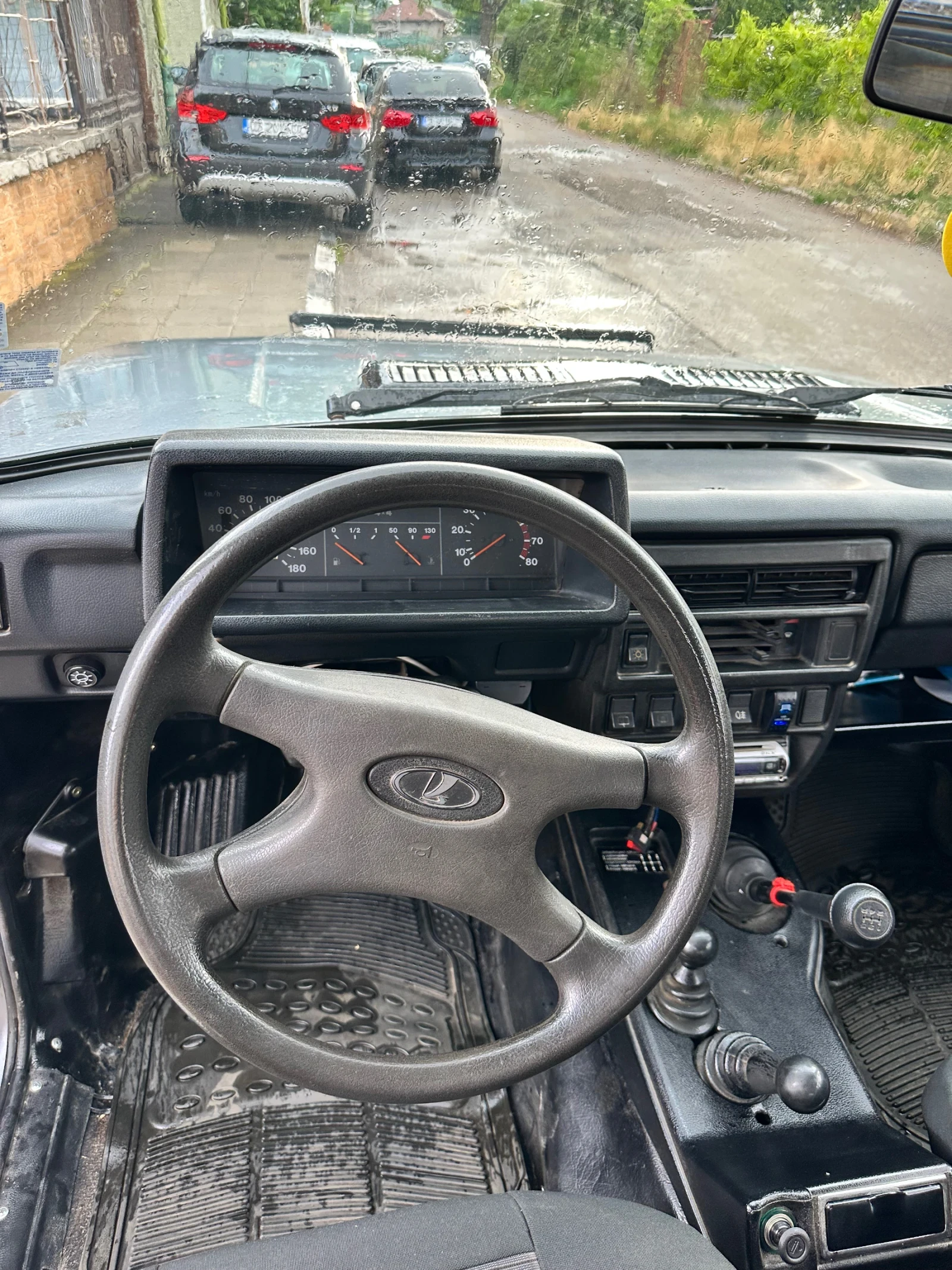 Lada Niva 1.7i 4x4, снимка 7 - Автомобили и джипове - 55252548