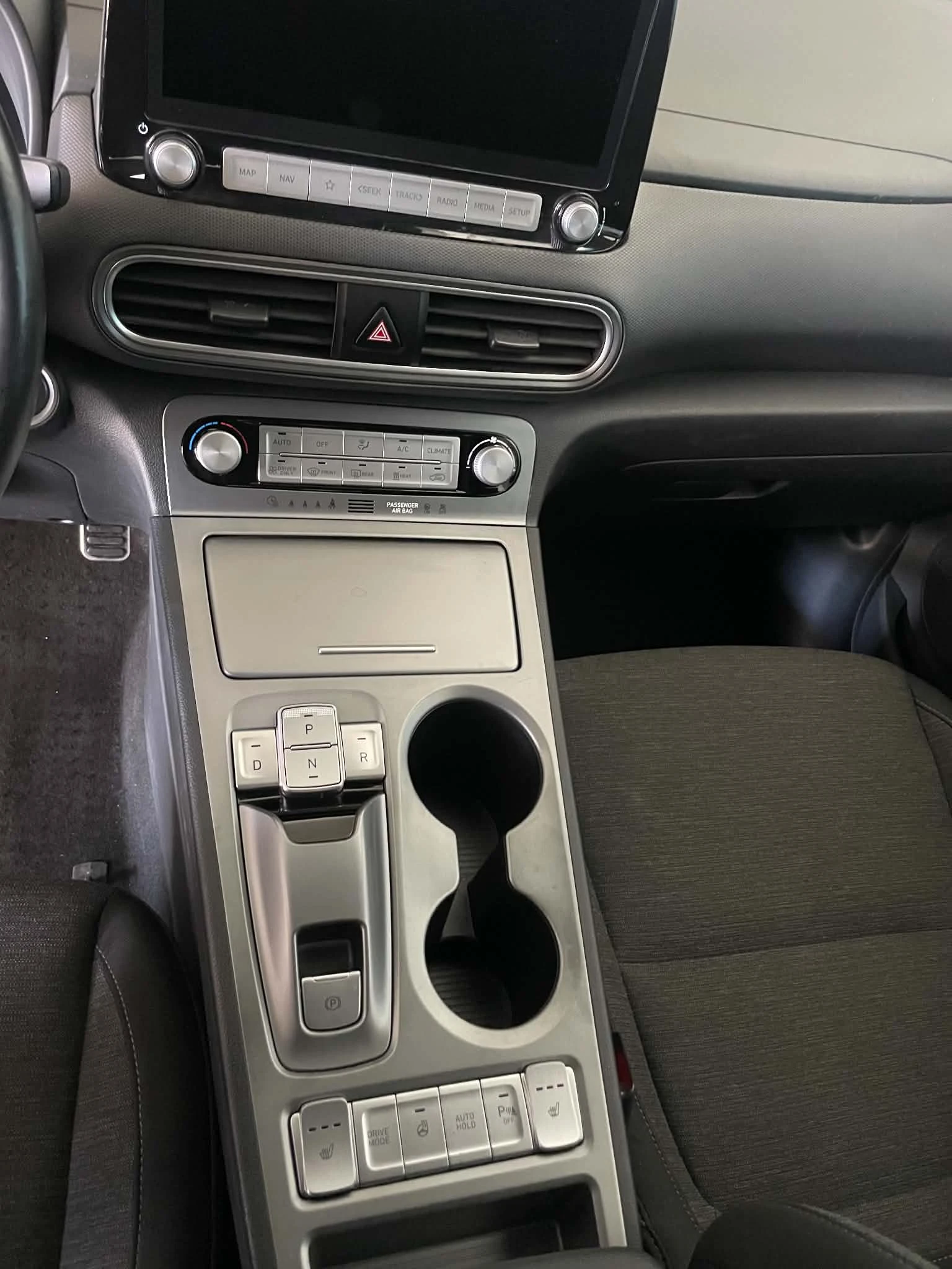 Hyundai Kona 61х.км.64KW, снимка 14 - Автомобили и джипове - 55505470
