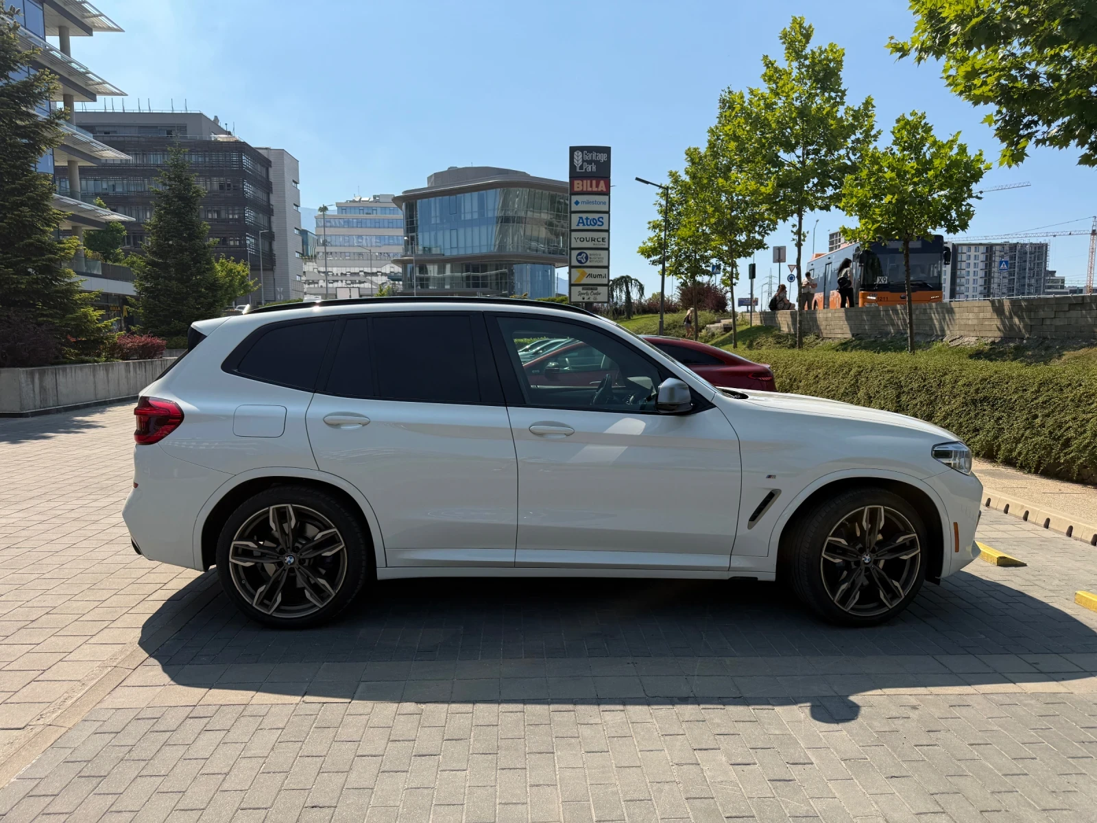 BMW X3 M40i xDrive* Pano* Adaptive M* HUD* Пълно обслужва, снимка 12 - Автомобили и джипове - 55833201