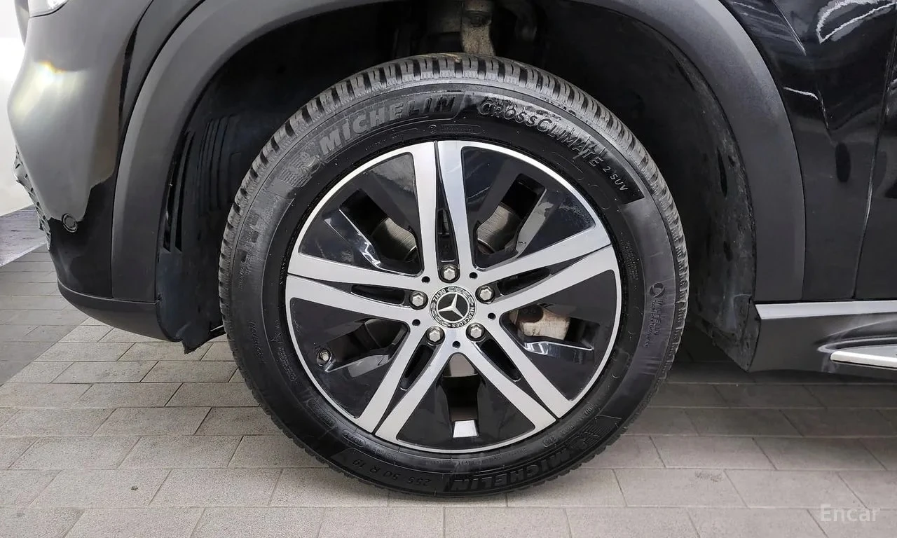 Mercedes-Benz GLE 300 GLE300d 4MATIC, снимка 5 - Автомобили и джипове - 55900454