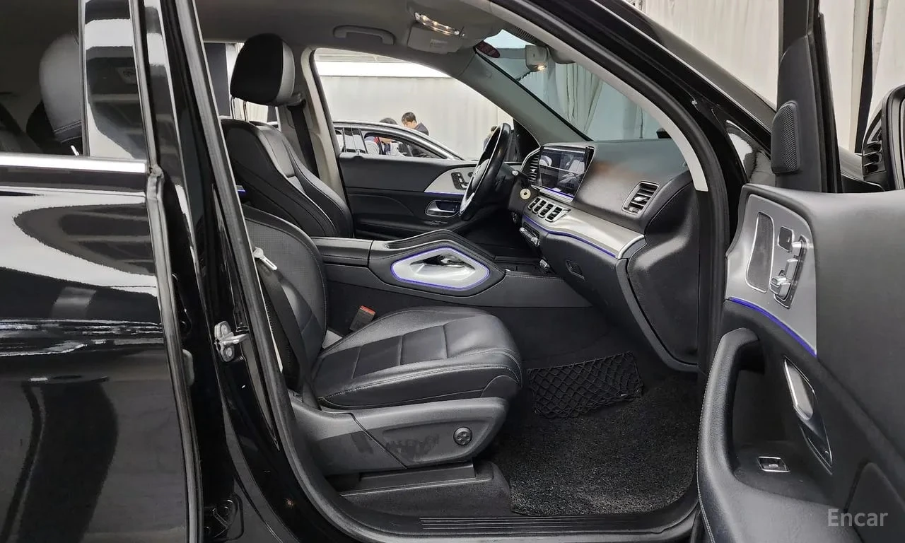 Mercedes-Benz GLE 300 GLE300d 4MATIC, снимка 11 - Автомобили и джипове - 55900454
